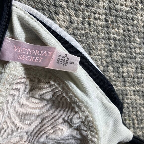 Victoria's Secret XS Black and White Chevron Stripe Bikini - Picture 7 of 10